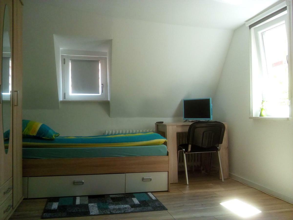 3Zi Ferienwohnung In Kirchhain Nahe Marburg Und Stadtallendorf Esterno foto