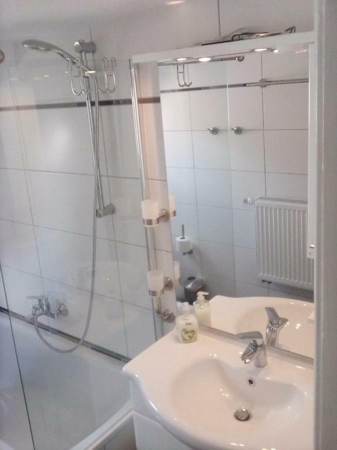 3Zi Ferienwohnung In Kirchhain Nahe Marburg Und Stadtallendorf Esterno foto